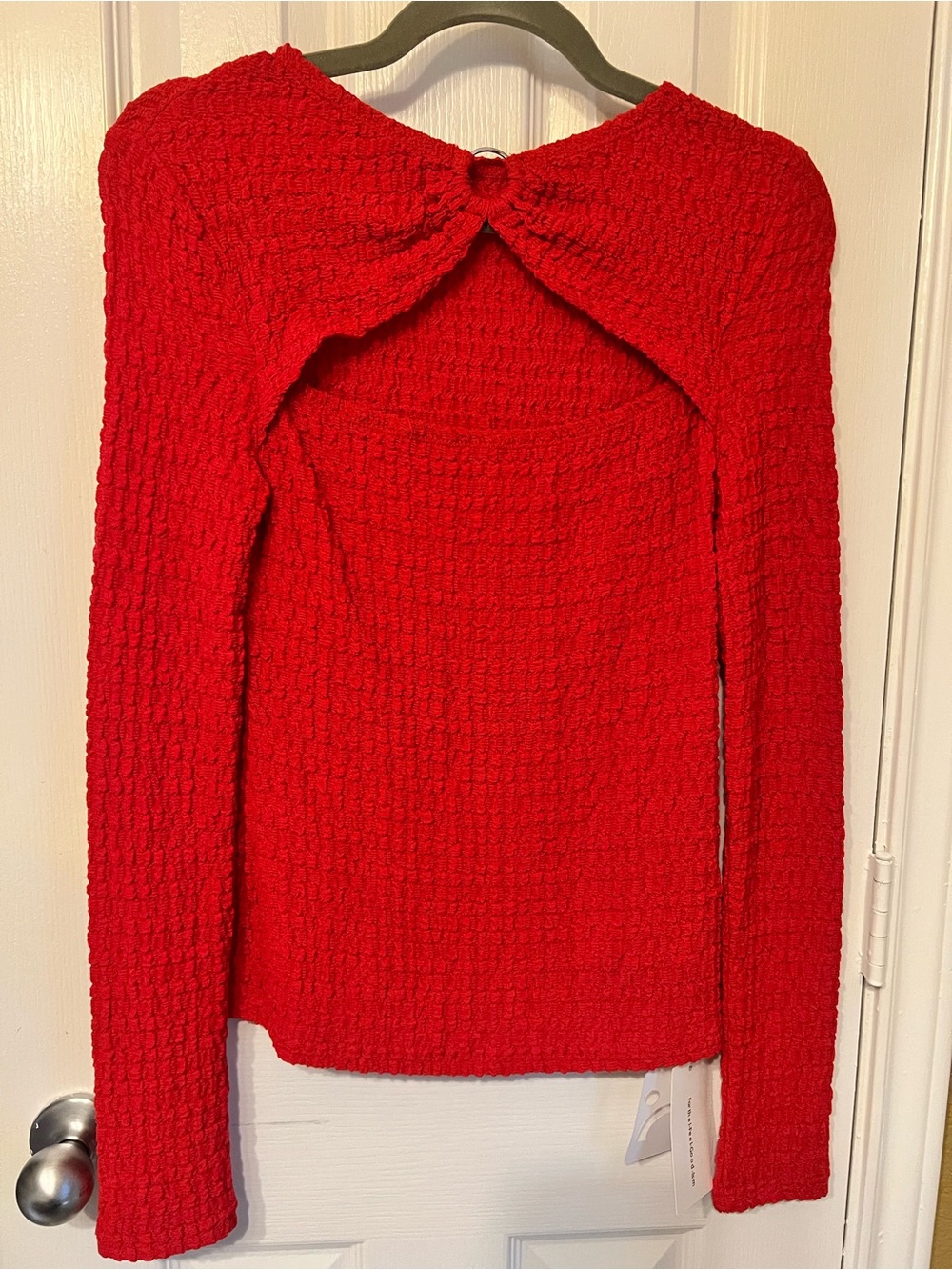NWT Commense Red Textured Plissé Cutout Knit Top with O-Ring Detail, Size S - Picture 2 of 8